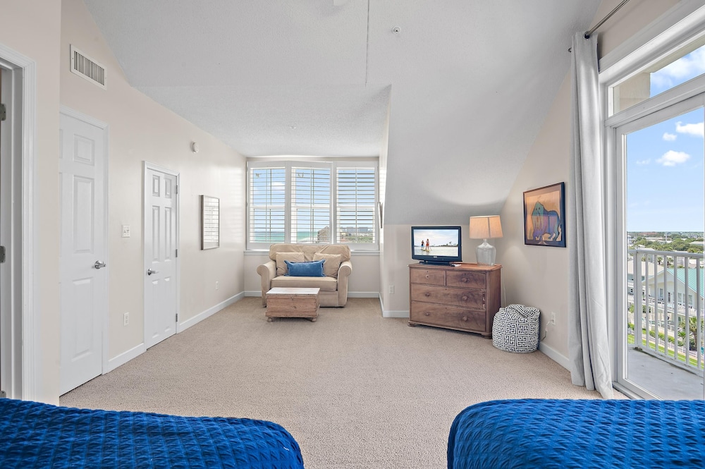 Inn at Crystal Beach 611