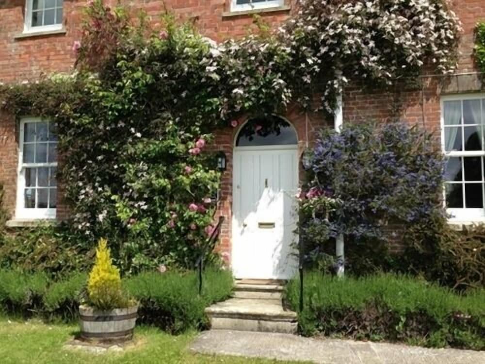Warminster Vacations - Home Farm - Property Image 5