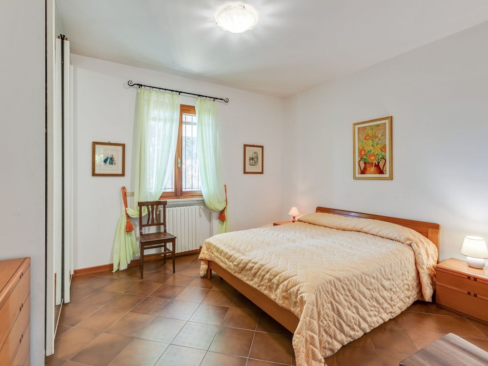 Villa in Torri del Benaco With Private Pool view 2