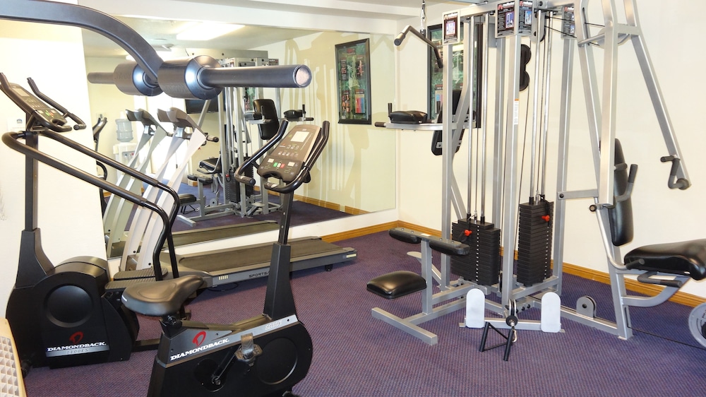 Cloverdale Wine Country Inn  Suites - Property Image 1