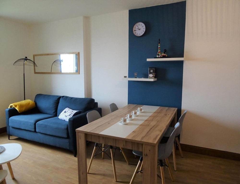 Studio in Plougasnou With Sea View and Beaches