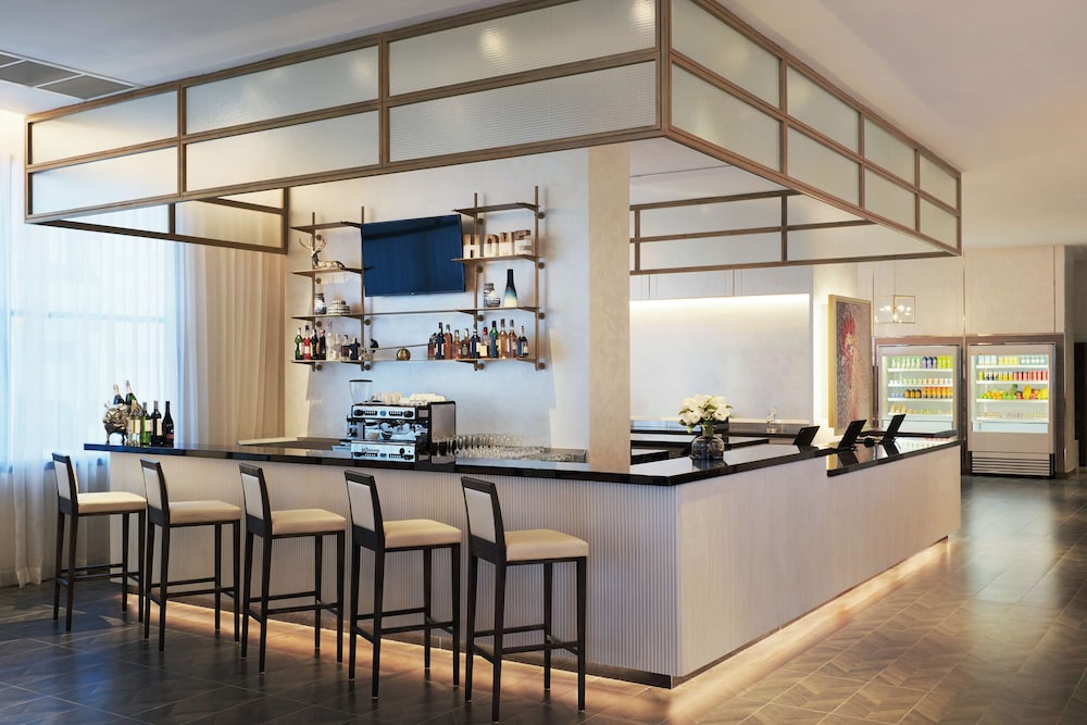Hyatt Place Bangkok Sukhumvit 24 42