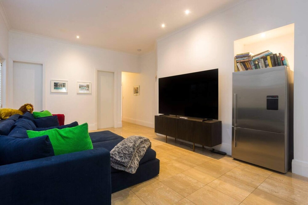 Beautiful 3BR Home With Patio + BBQ in Subiaco