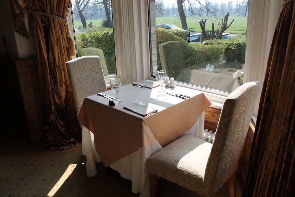 Knutsford Vacations - Longview Hotel - Property Image 10