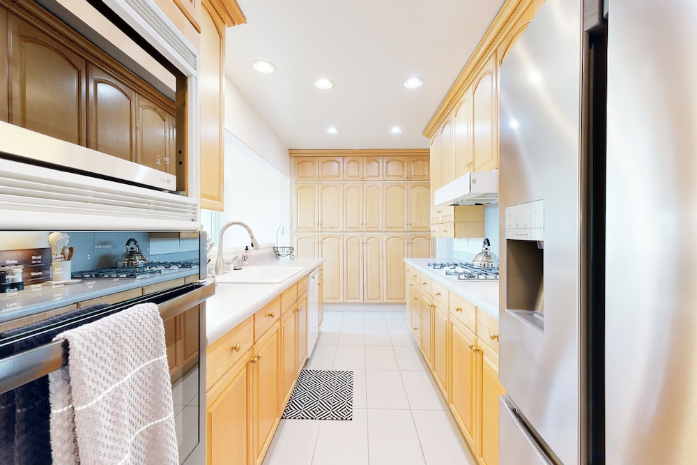 Two Dog-friendly Home, Close to Wine Country