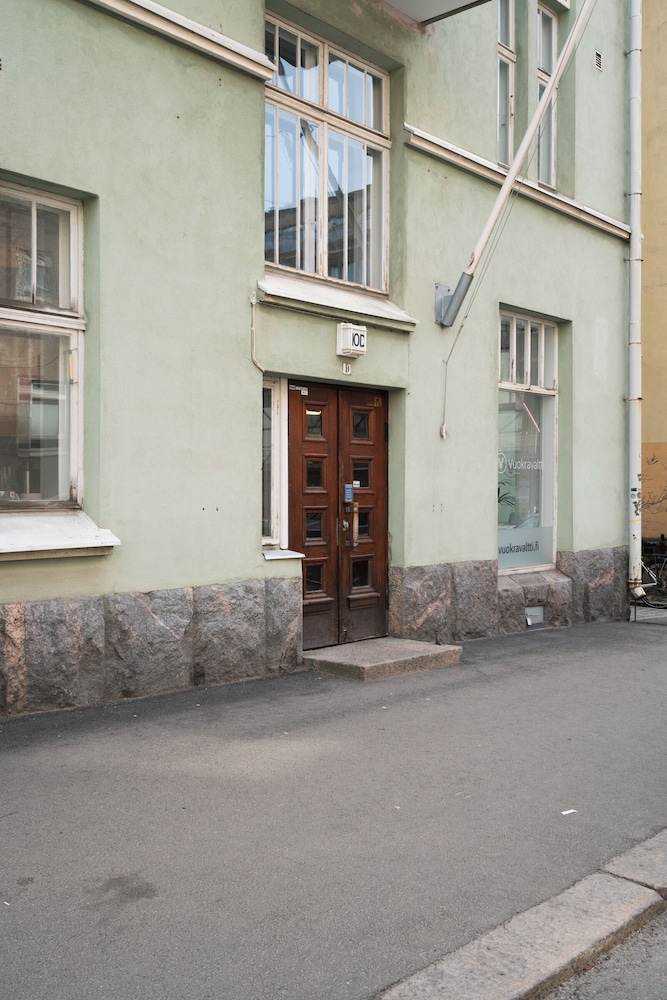 Vintage 1BR Apt in Kamppi