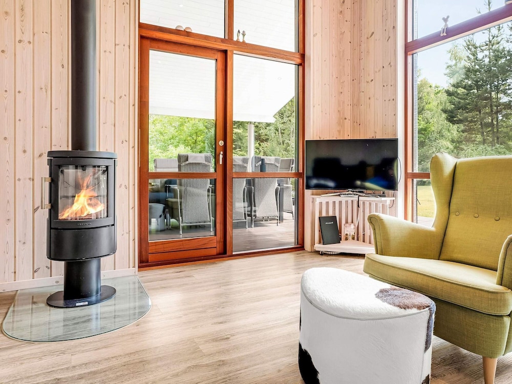 5 Star Holiday Home in Vaeggerlose
