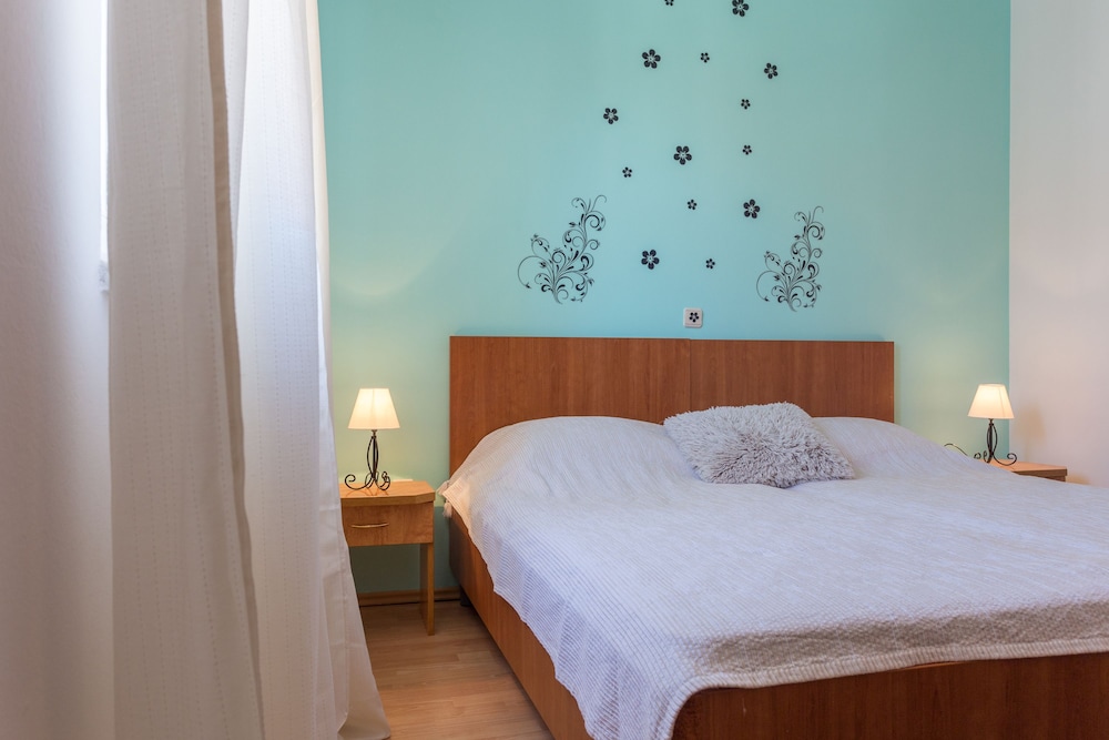 Burum Apartments