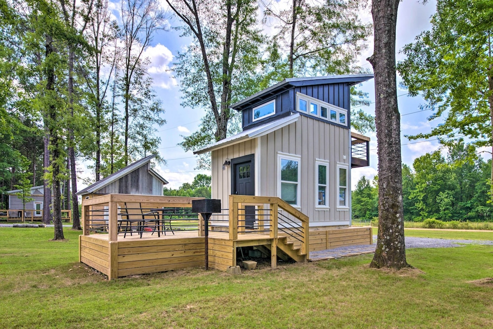 Modern Starkville Tiny Home Near Dining  MSU - Property Image 2