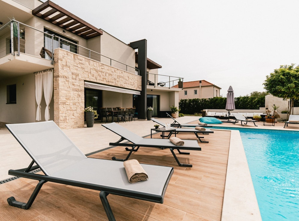 Villa Felicity B4