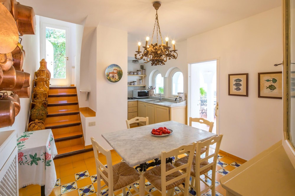 Villa Bouganville in Massa Lubrense
