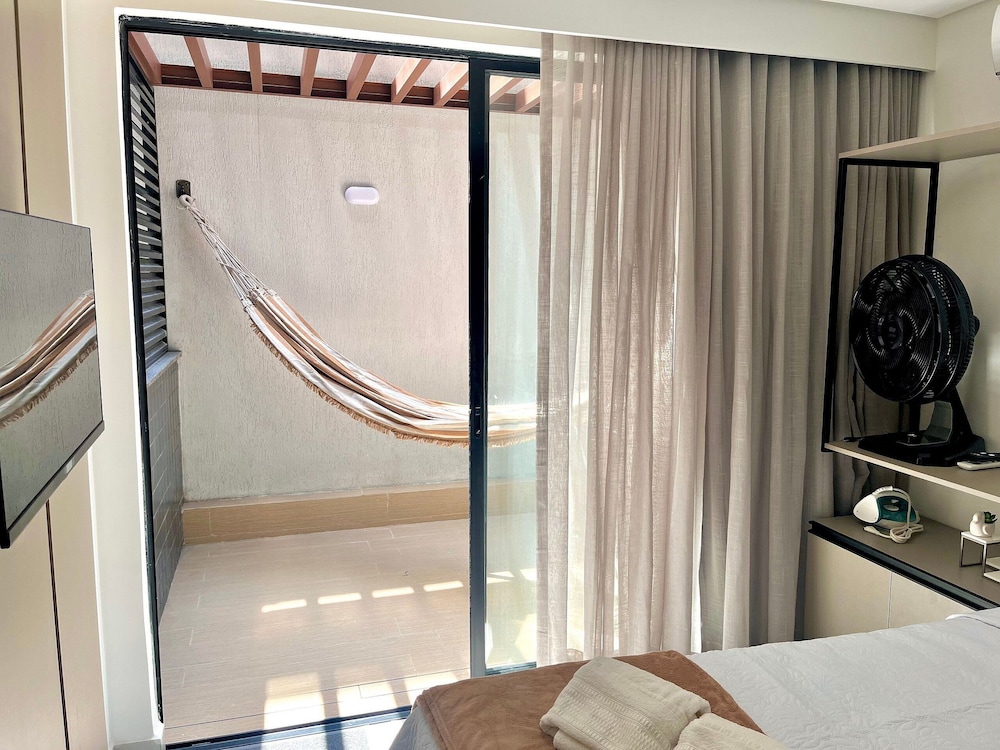 Hyde Park Lofts - by Living