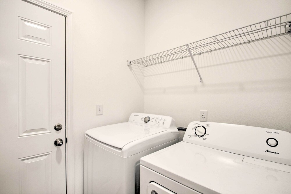Downtown Pensacola Vacation Rental w/ Yard! view 2