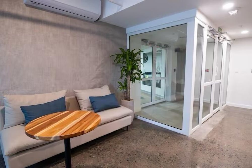 Pacific Point 1106B