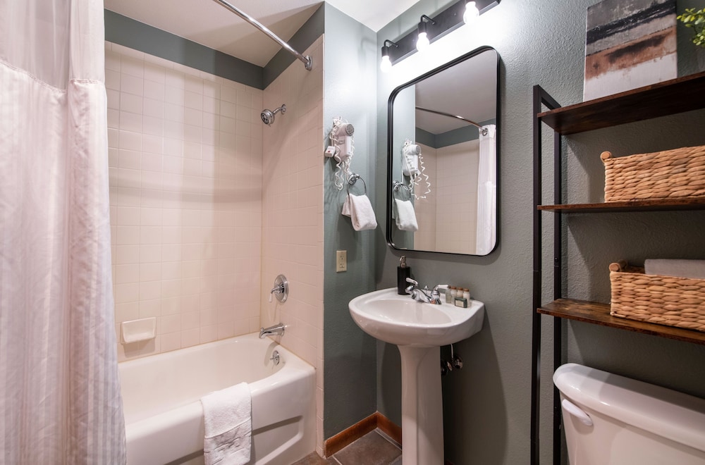Winter Park CO Condos - Zephyr Mountain Lodge