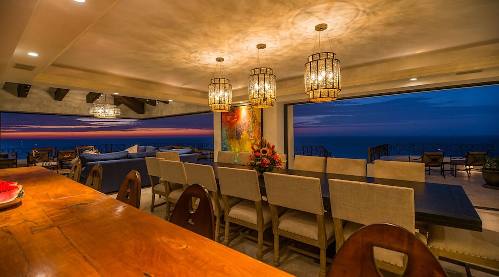 Exclusive Holiday Villa with Private Pool near Beach, Cabo San Lucas Villa 1042