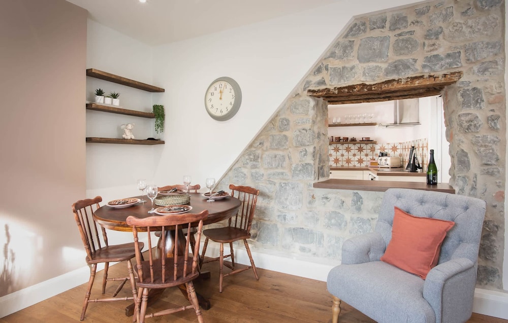 Host Stay Baker s Loft