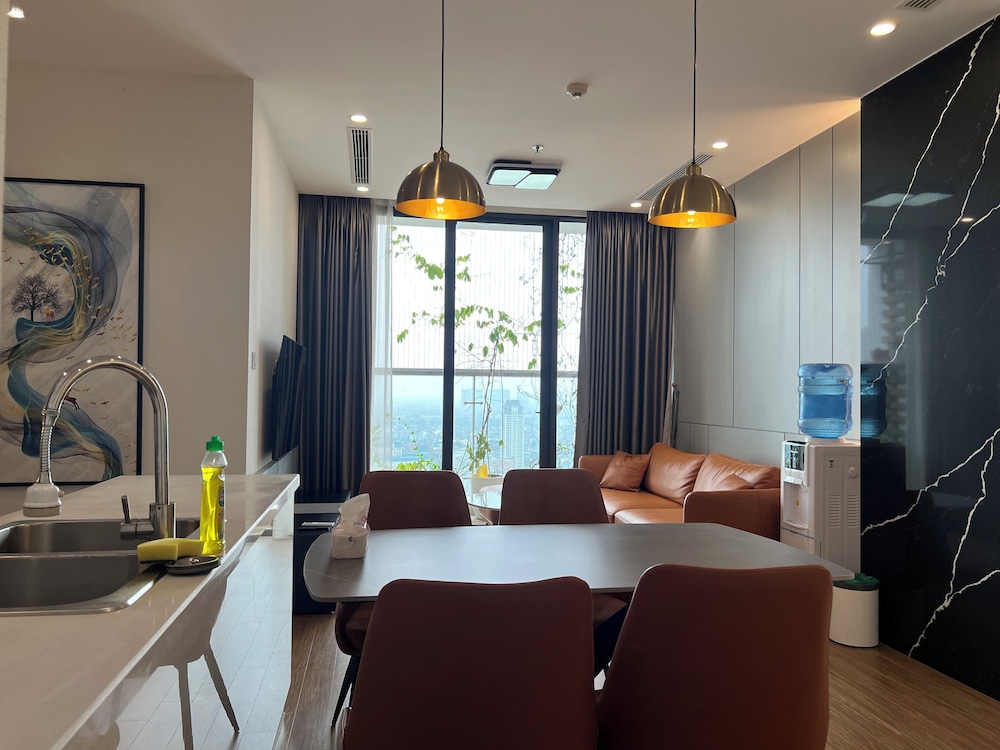 Vinhome SkyLake - Service Apartment
