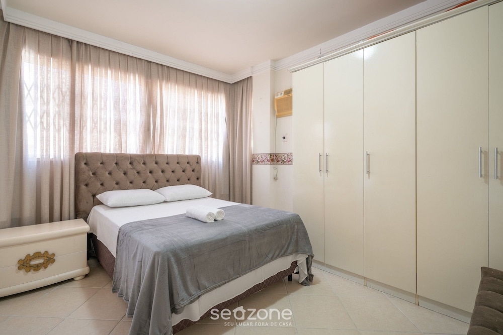 3bedroom apt Great Locat. 450m From Beach Ems0101