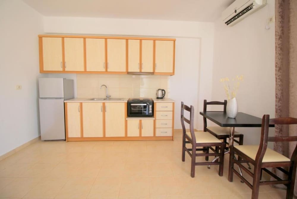 AR Apartments