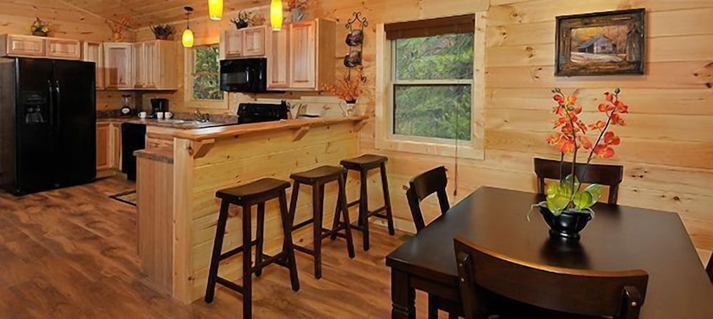 Dollywood Cabins