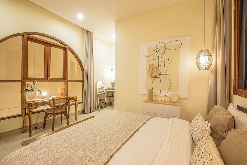 Luxury 4BR Villa With Private Pool in Canggu