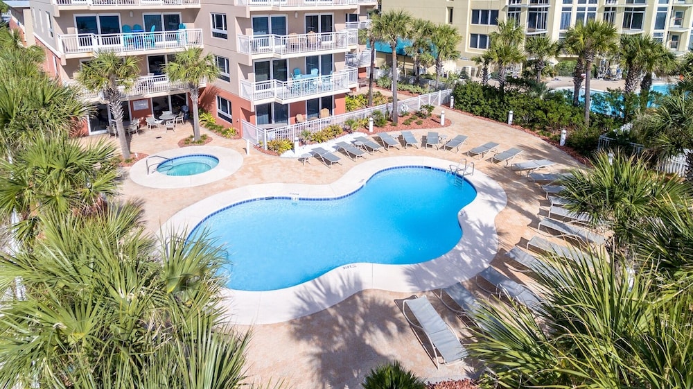 Destin Towers 113 2 Bedroom Condo