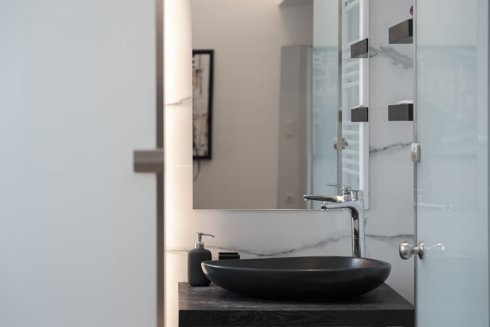 Acropolis Luxury Living