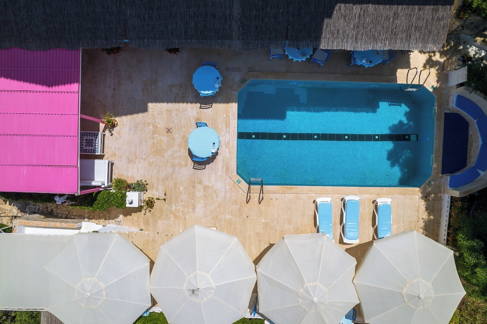 Arpia Hotel - Image 22