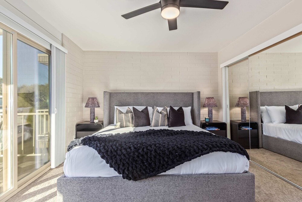 New-heatherbrae 8-old Town-camelback View