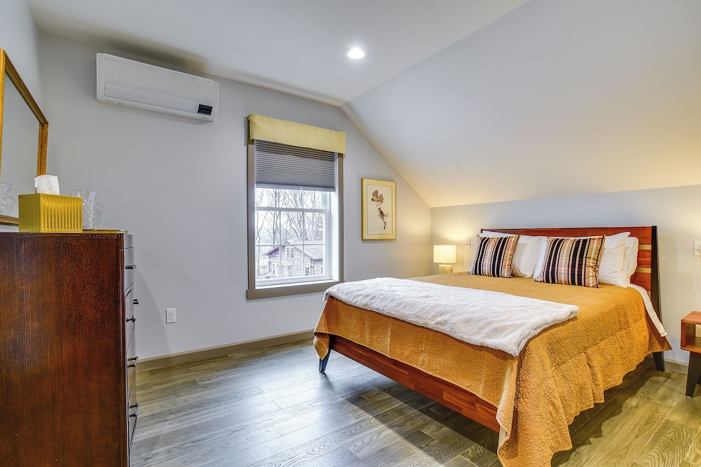 Seneca Lake Wine Trail Studio w/ Water View!