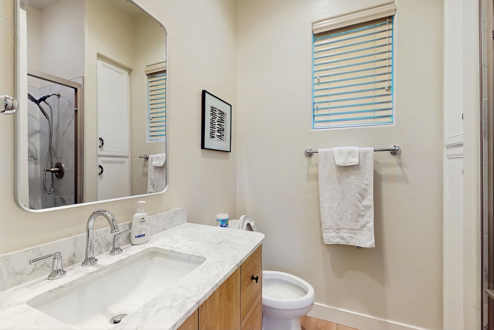 Luxury Grayhawk 4BR Home w/ Private Pool