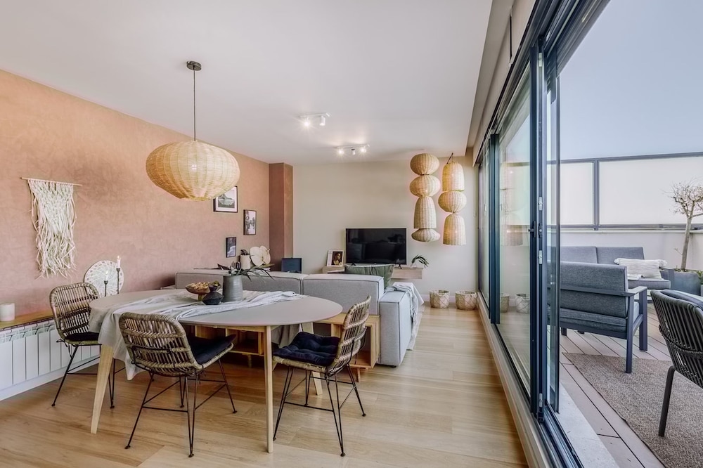 Kai - 4 Bedrooms Duplex in Chamber