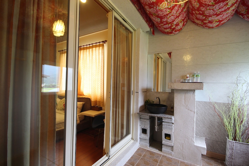 Star Home