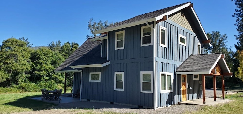 Quail Run River View Cottage