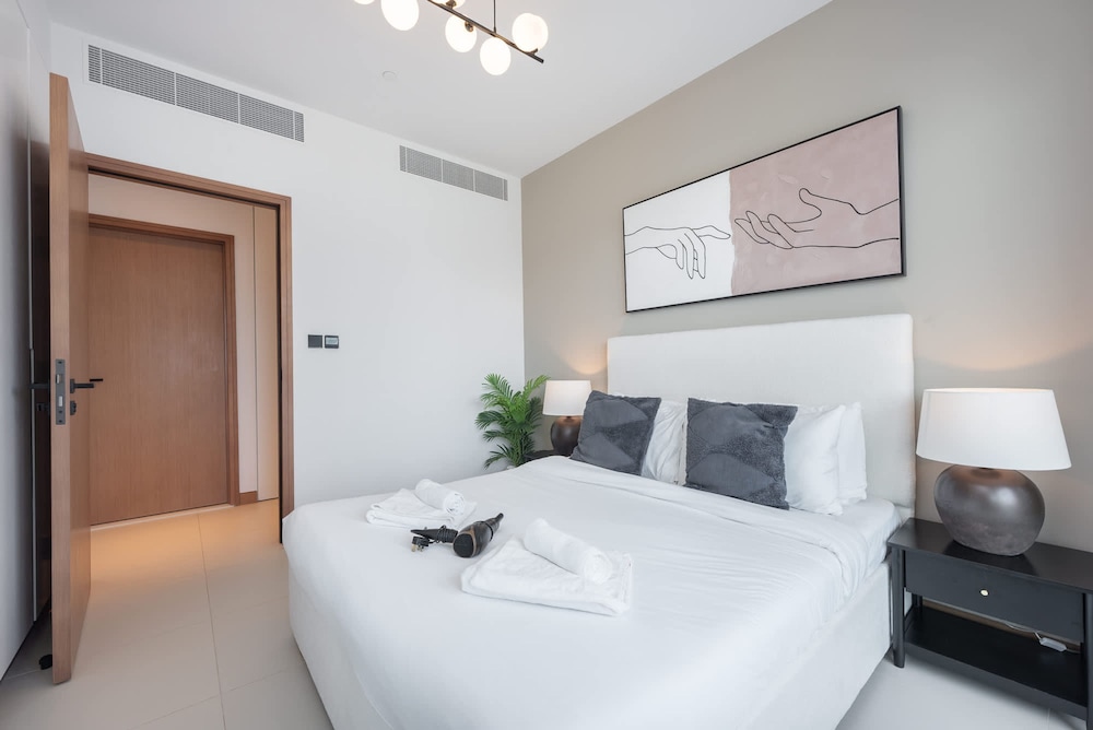 Spacious Cozy 2-bedroom Apartment in Dubai Marina