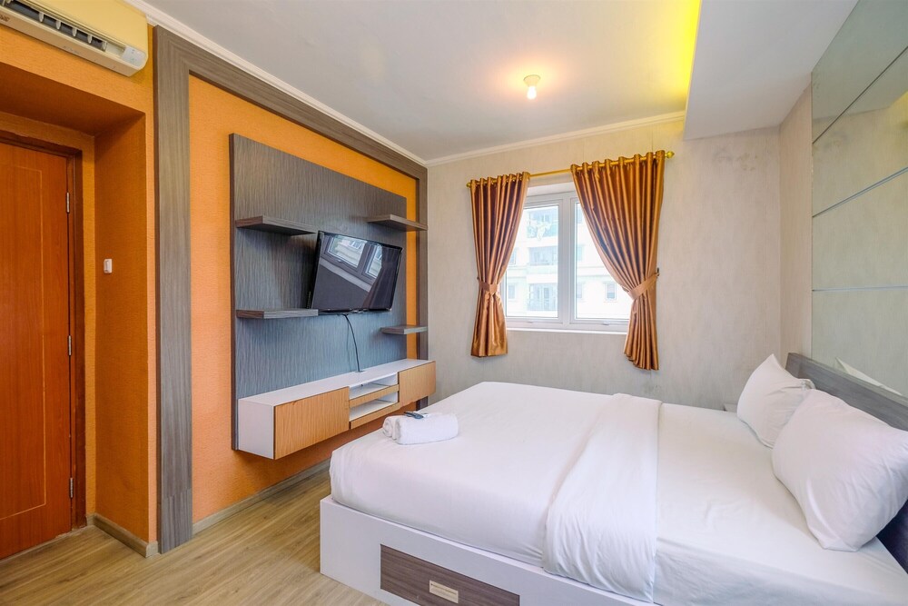 Posh 3BR Residence at Grand Palace Kemayoran view 3