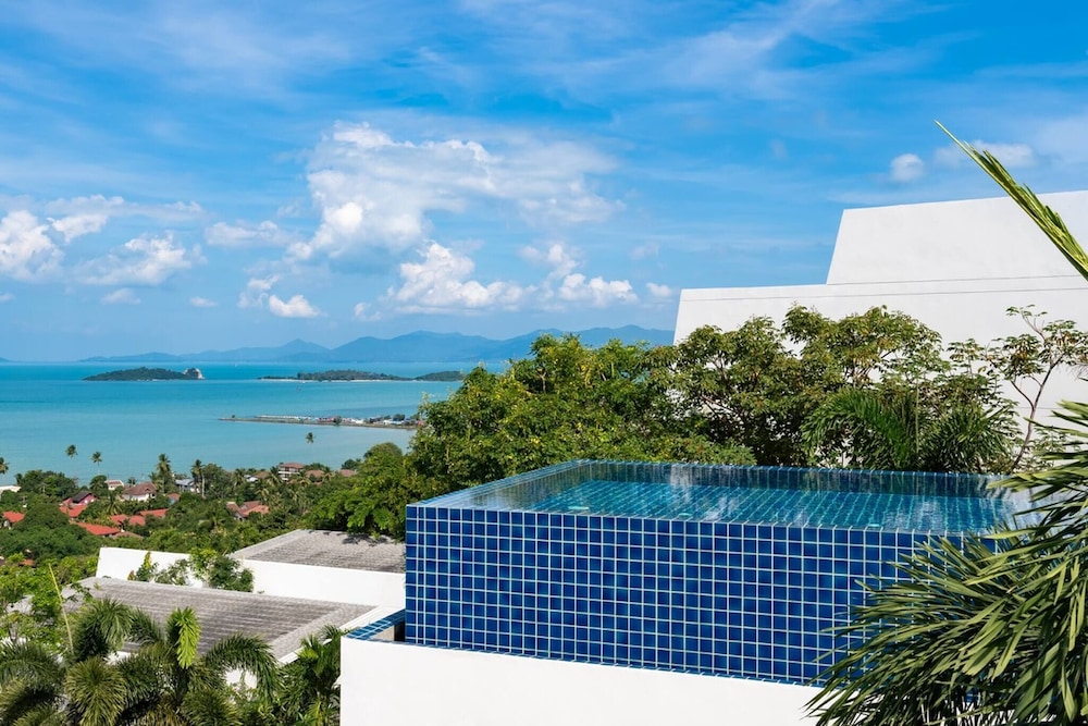Luxury Sea View Pool Villa L at Unique Residences