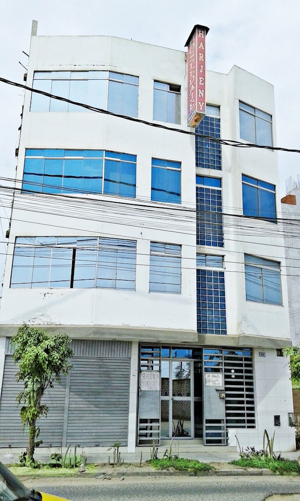 Hospedaje Harjeny