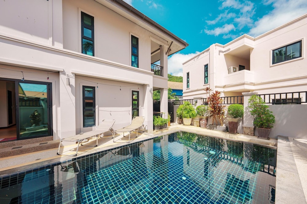 Patak 3 Bedroom Private Pool Villa