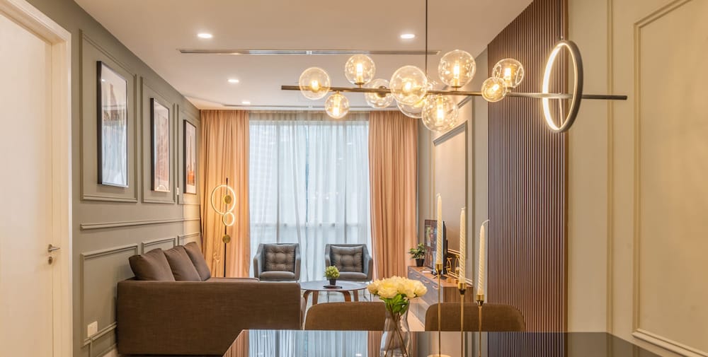 Binjai8 by Plush