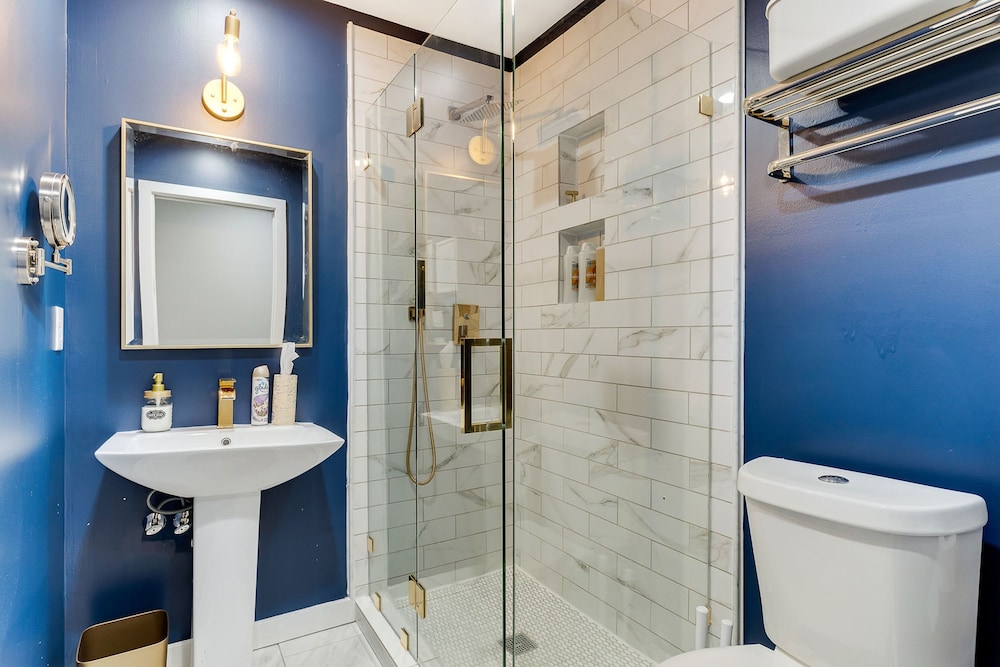 Luxury Townhome Pet Friendly