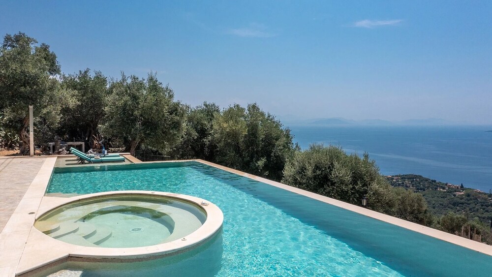 Villa Summer Wine by White Dream Villas