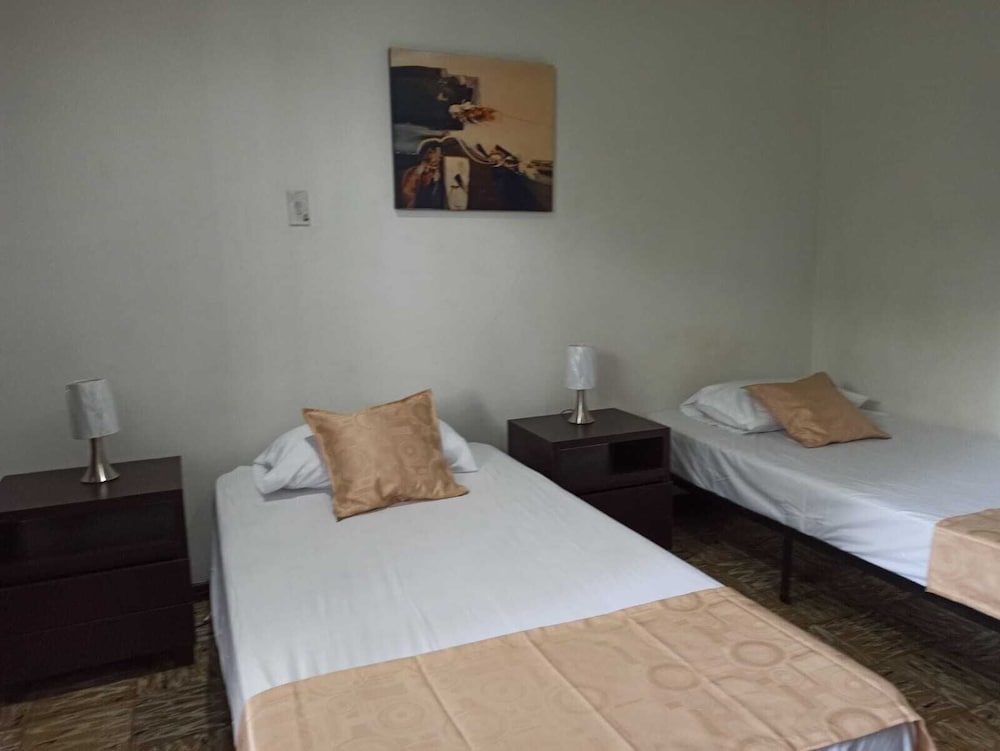 201 Apartamento Completo Rers en Versalles 3 Habitaciones - Cali Tower Suites & Lofts