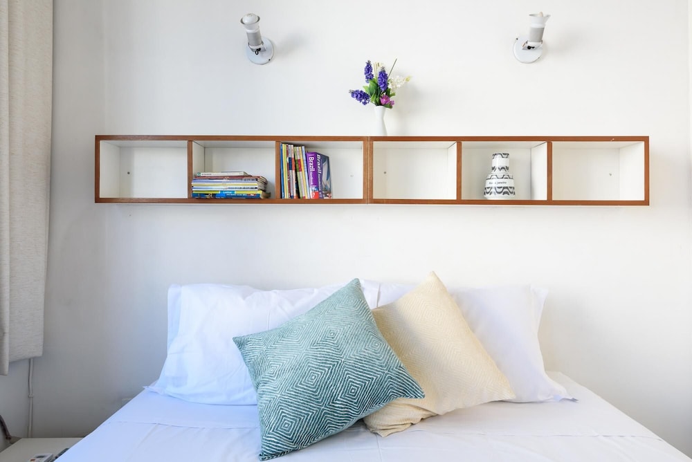 Comfort in Ipanema 2 Blocks From the Beach Vp604 view 3