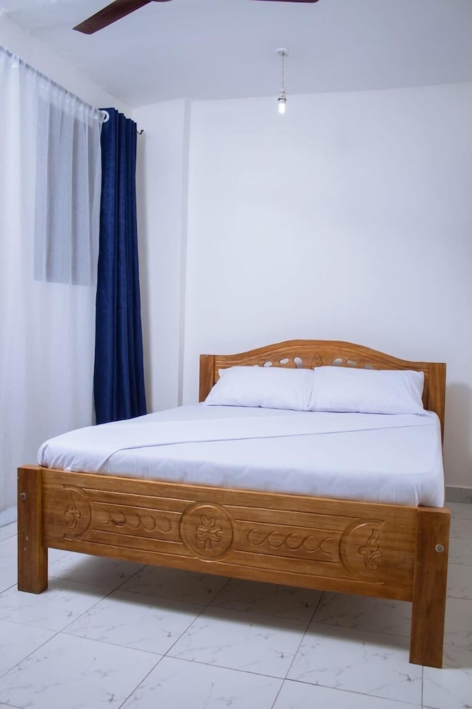 Lux Suites Mkomani Holiday Apartments