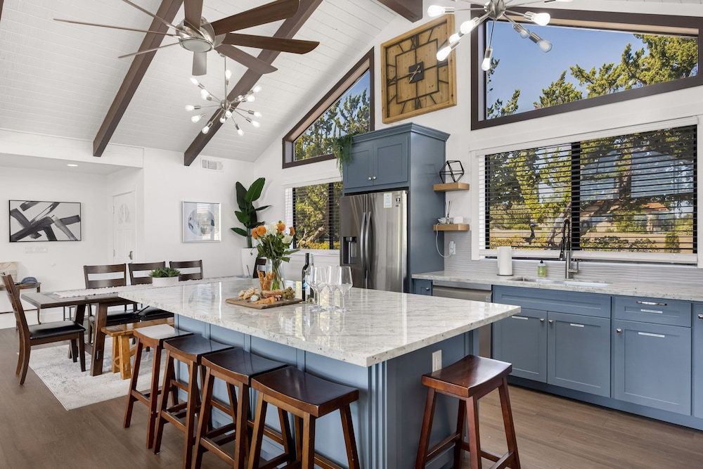 Paso Vista Bella by Avantstay Luxe Group Escape w Wine Country Views