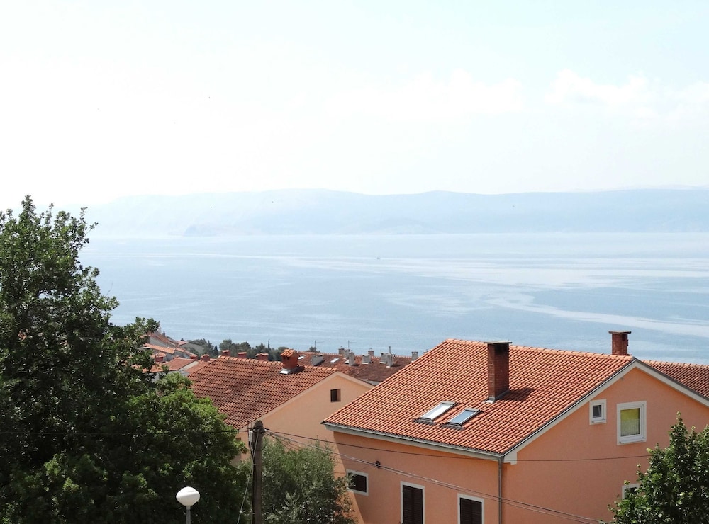 Sweet and Simple Sea View Crikvenica Apartments