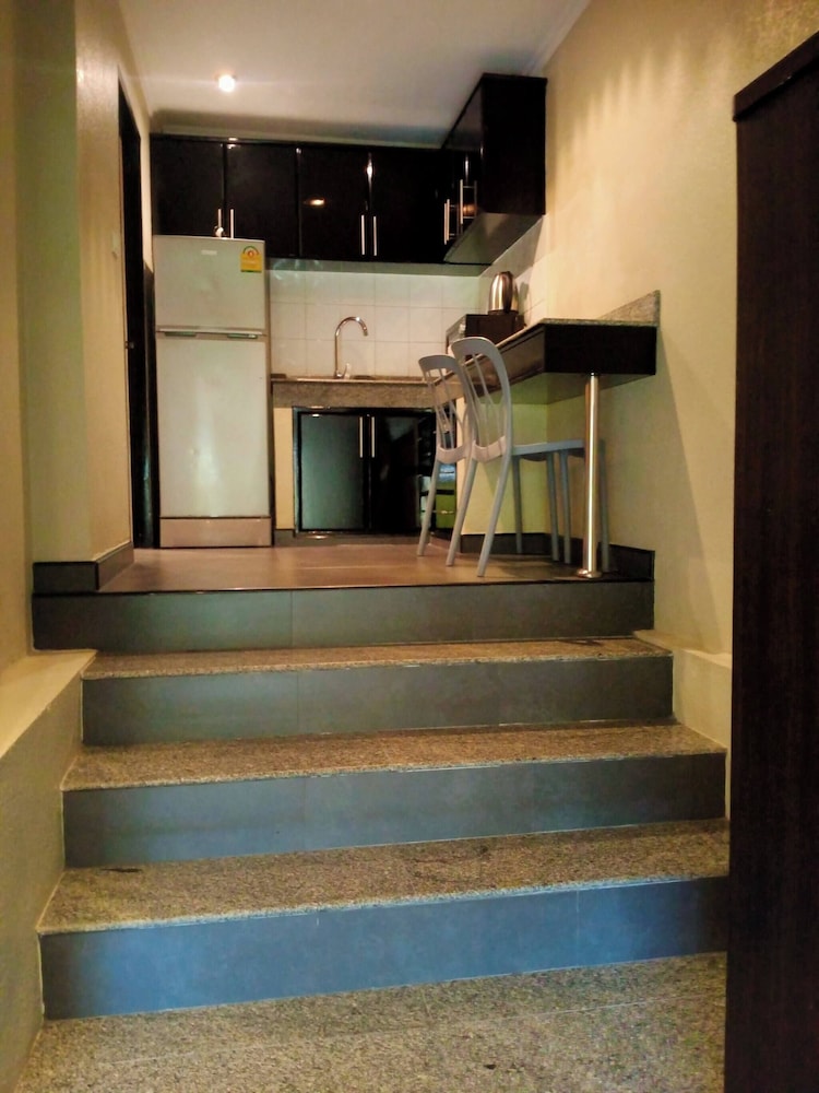 Spacious 65sqm Luxury Loft Studio Type Apartment 101b