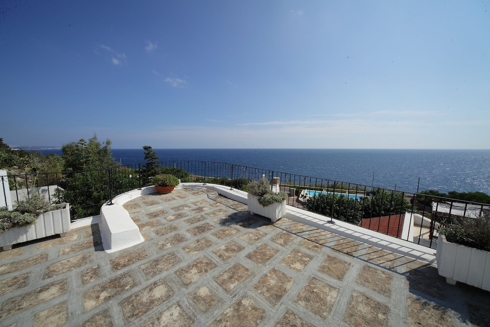 Villa Degli Dei